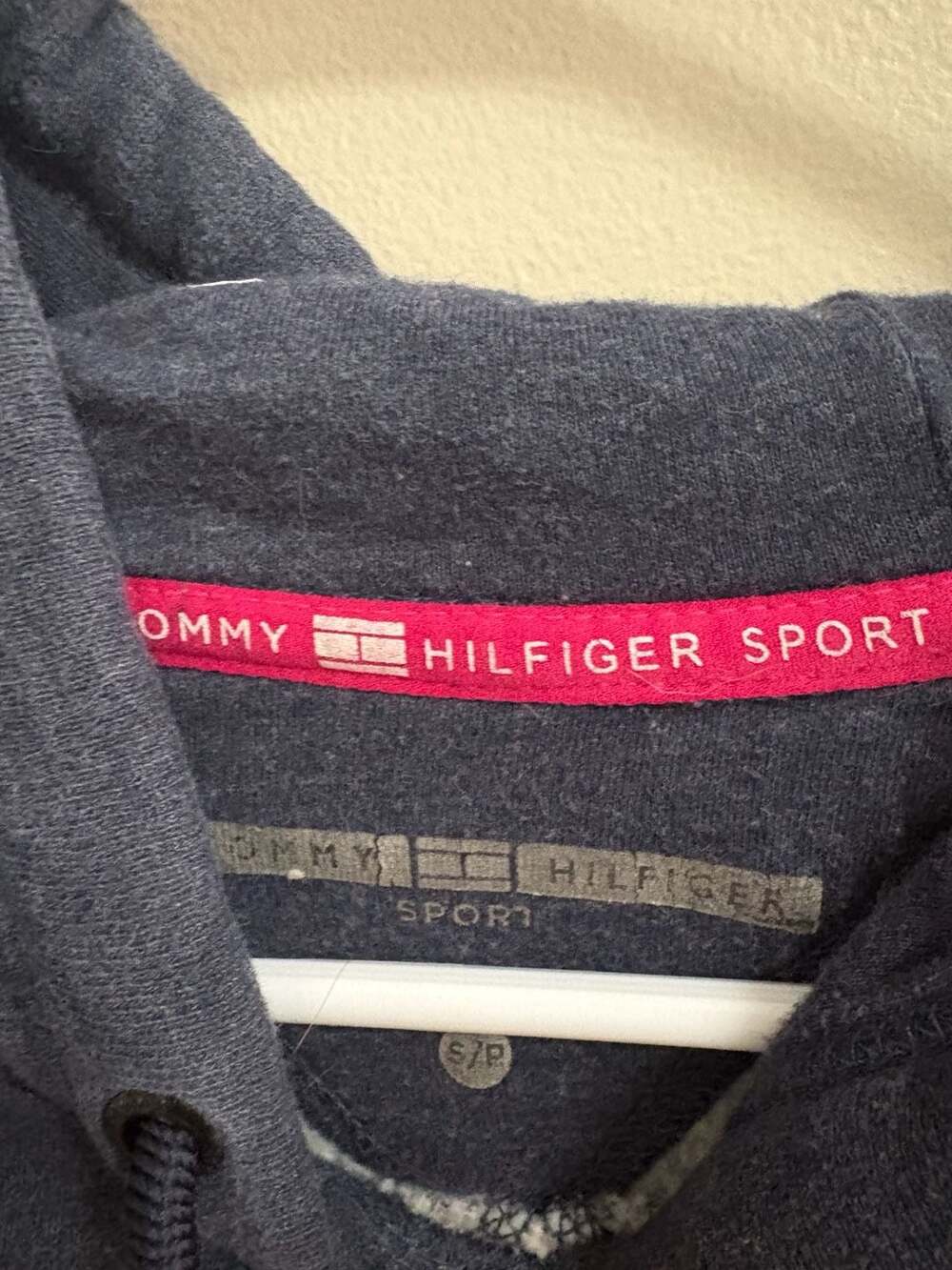 Tommy Hilfiger Sport Women's Navy Blue Cropped Pullover Hoodie with Striped Trim - Picture 4 of 5